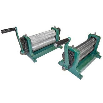 Pressmaschine auf Mittelwände